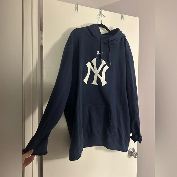 Big and tall NY Yankees hoodie - Picture 1 of 4